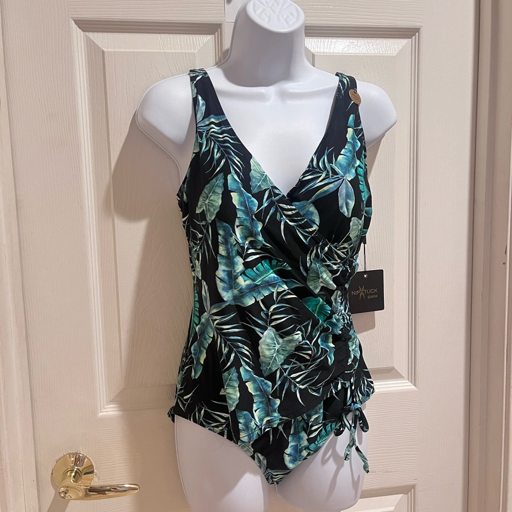 NIP TUCK Tropical Leaf Print One Piece